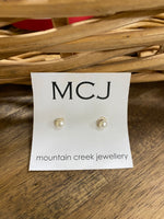 Mountain Creek Pearl Studs